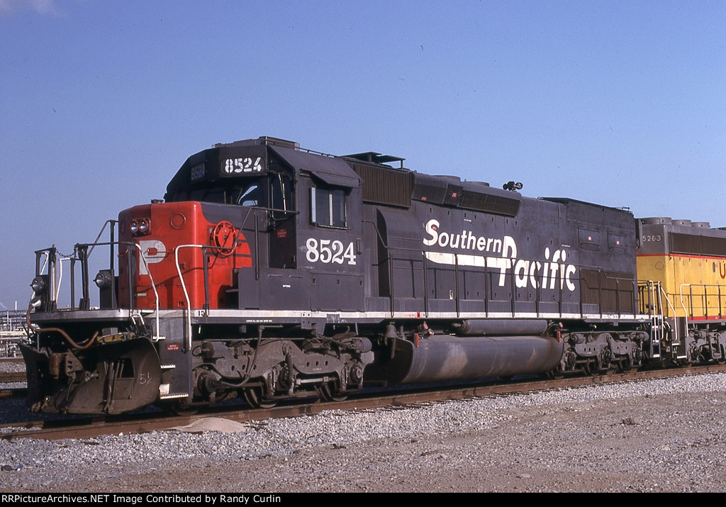 SP 8524 at Carson